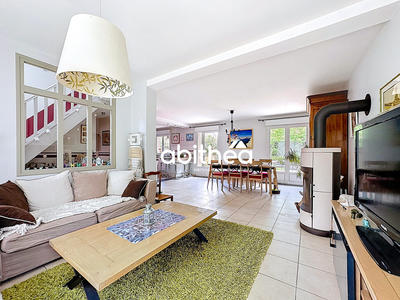 Maison - 175 m² - 7 pièces