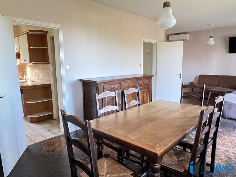 Maison - 96 m² - 5 pièces