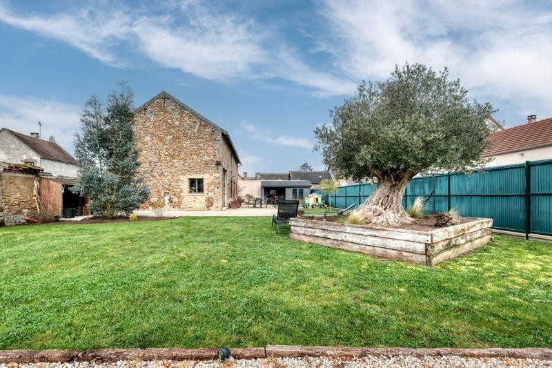 Maison - 165 m² - 6 pièces