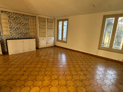 Appartement - 106 m² - 5 pièces