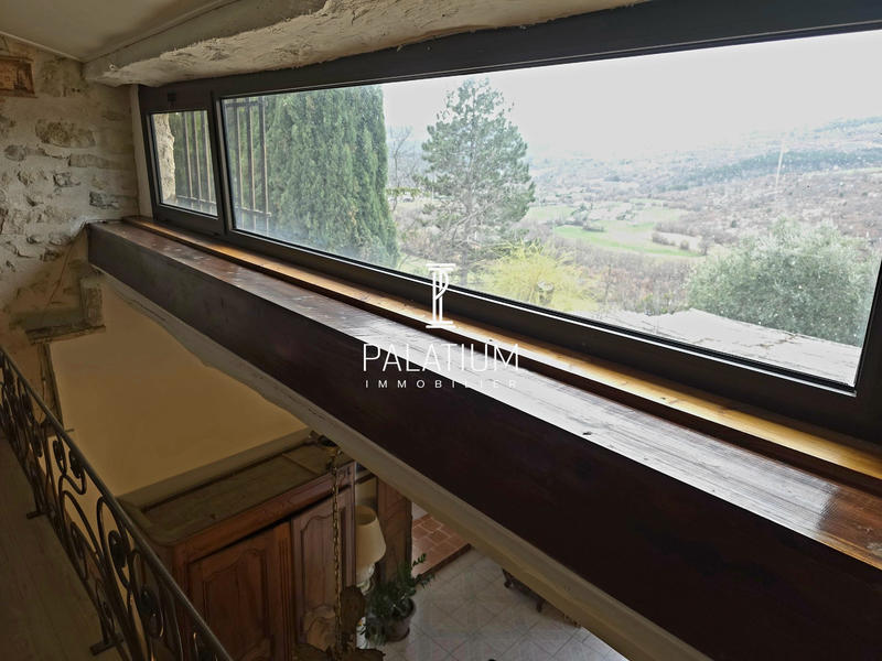 Maison - 260 m² - 10 pièces