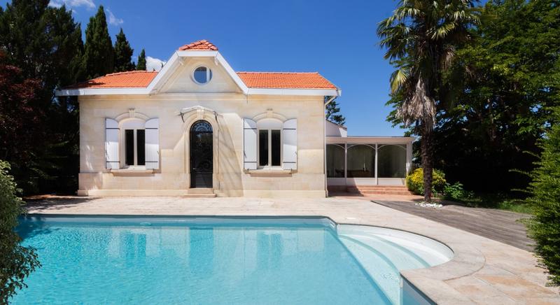 Maison ancienne - 232 m² - 6 pièces