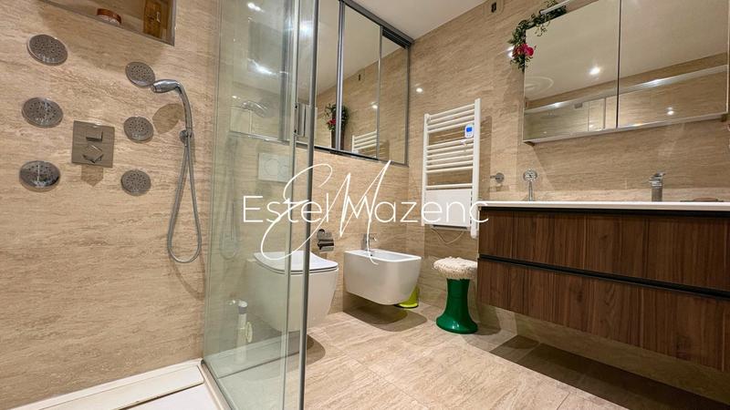 Appartement - 136 m² - 5 pièces