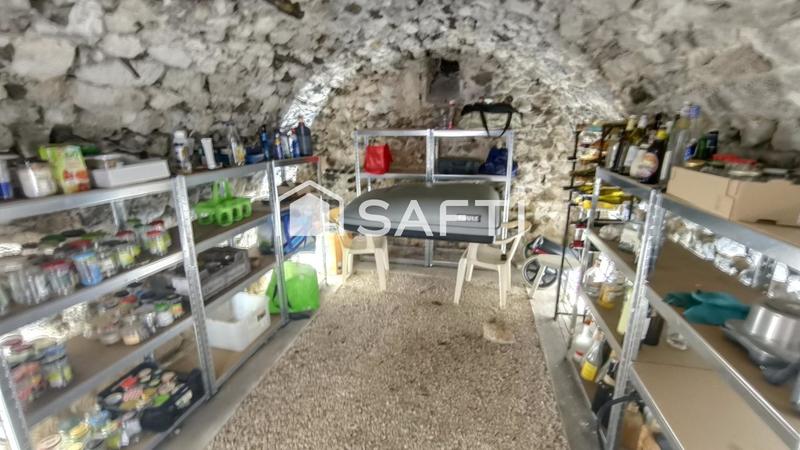 Maison - 200 m² - 8 pièces