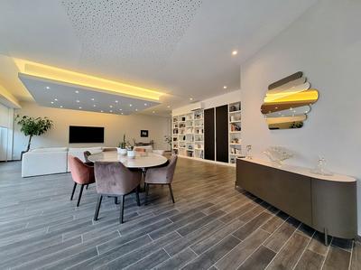 Appartement - 268 m² - 7 pièces