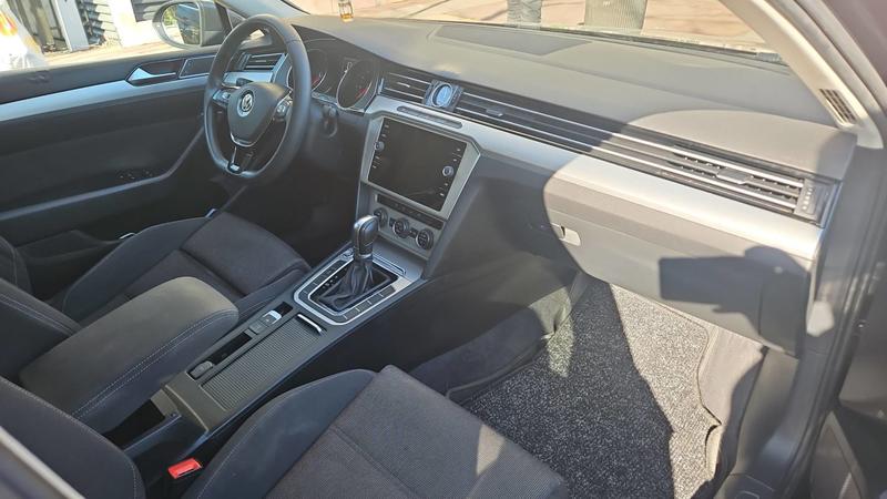 Volkswagen Passat VIII 1.6 Tdi 120 Dsg7 Confortline