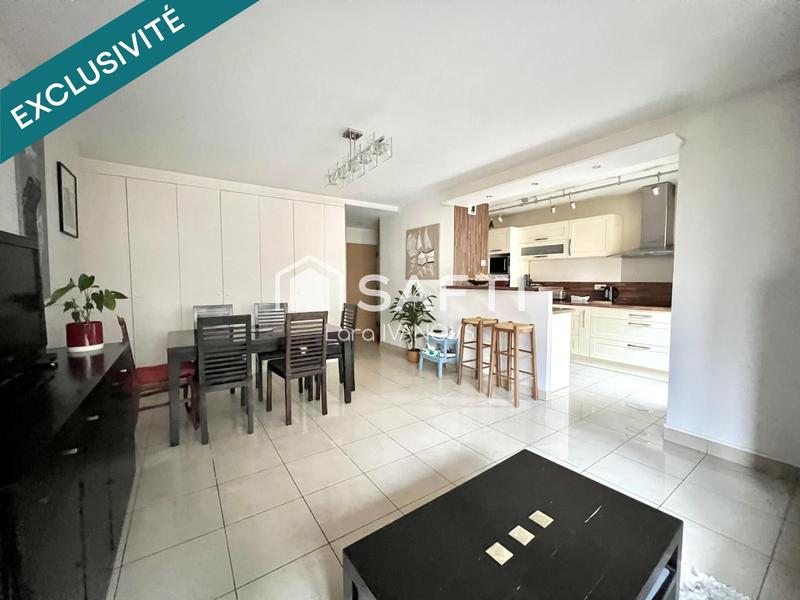 Appartement - 94 m² - 4 pièces