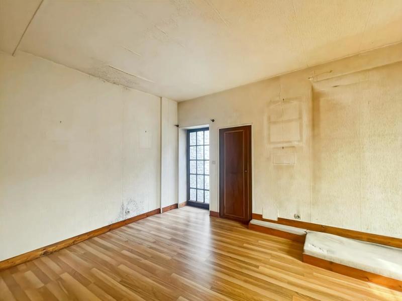 Maison - 122 m² - 5 pièces