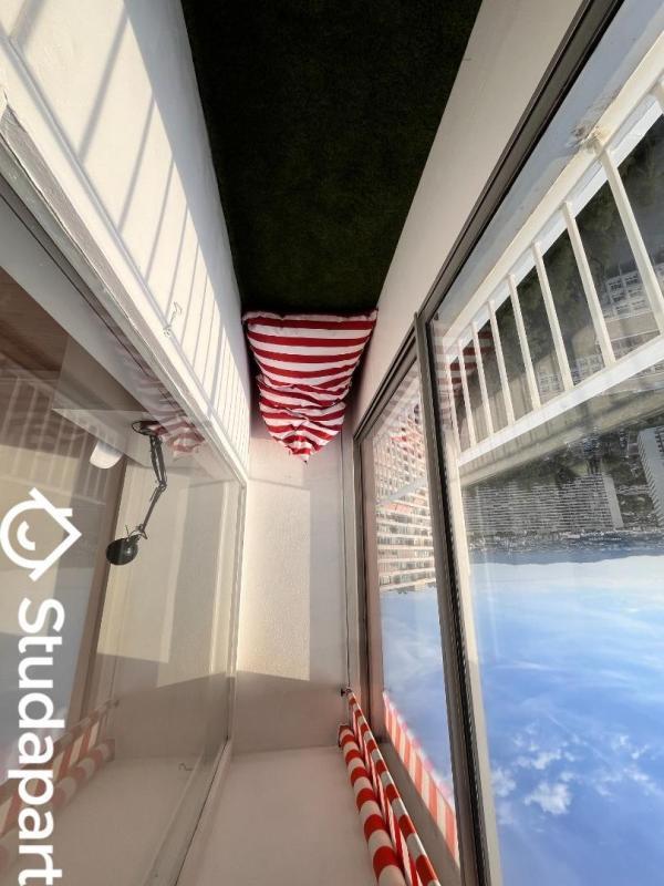 Chambre - 9 m² - 1 pièce