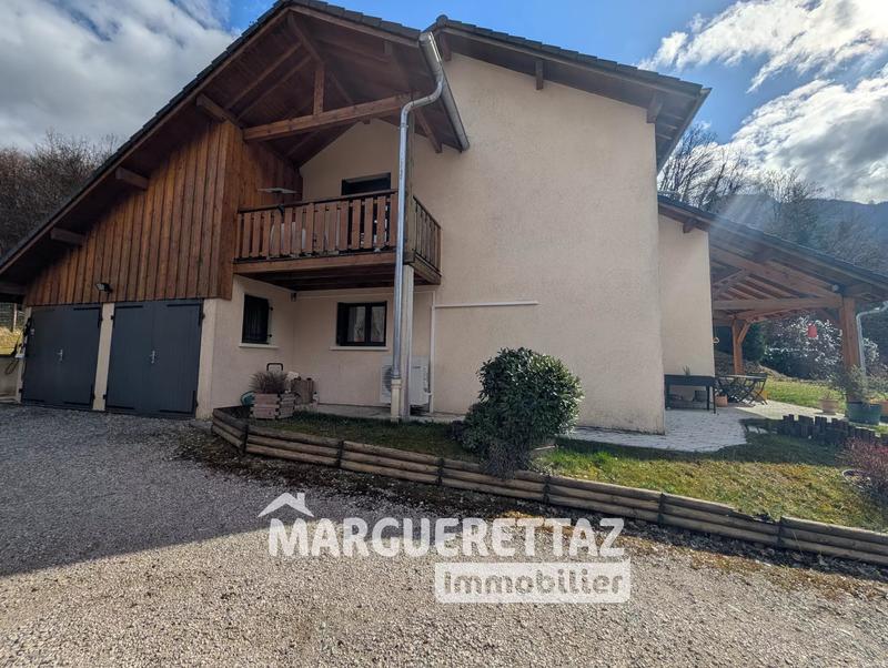 Maison - 108 m² - 4 pièces
