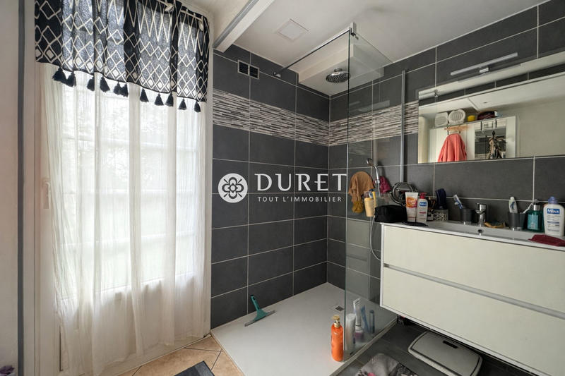 Maison traditionnelle - 145 m² - 5 pièces