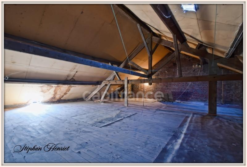 Maison de village - 270 m² - 8 pièces