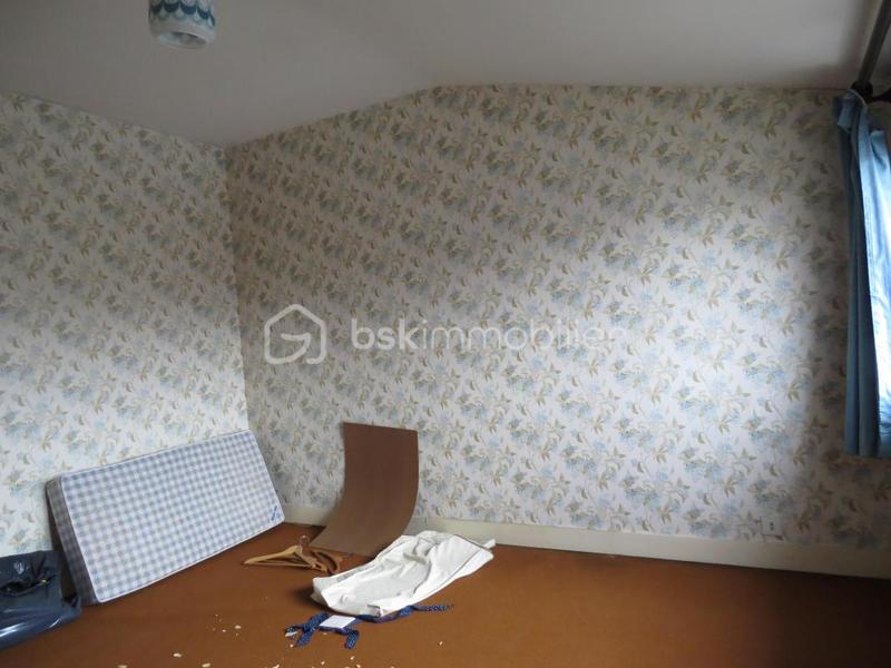 Maison - 380 m² - 5 pièces