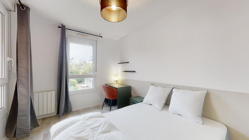 Appartement - 104 m² - 6 pièces