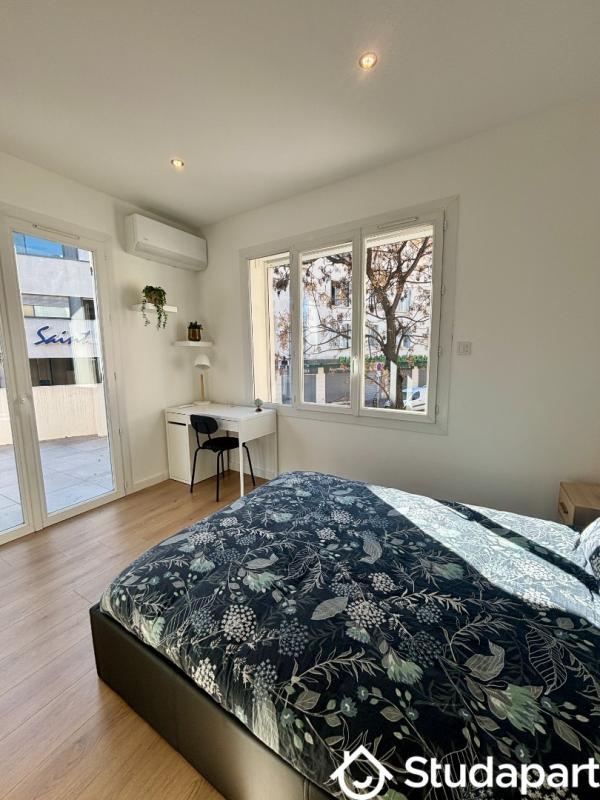 Chambre - 12 m² - 1 pièce