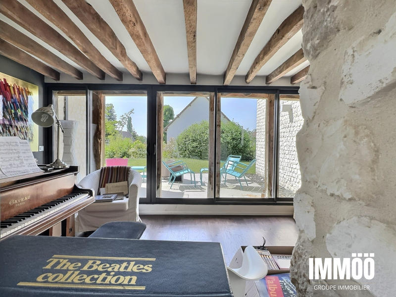 Maison contemporaine - 220 m² - 8 pièces