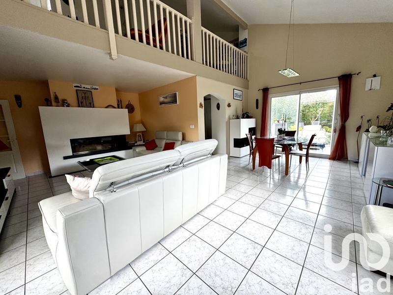 Maison - 162 m² - 7 pièces