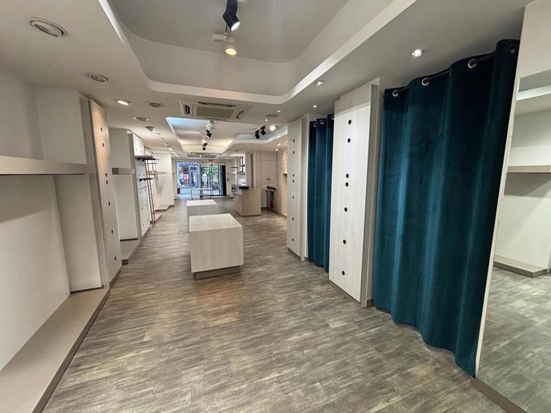 Local commercial - 120 m²