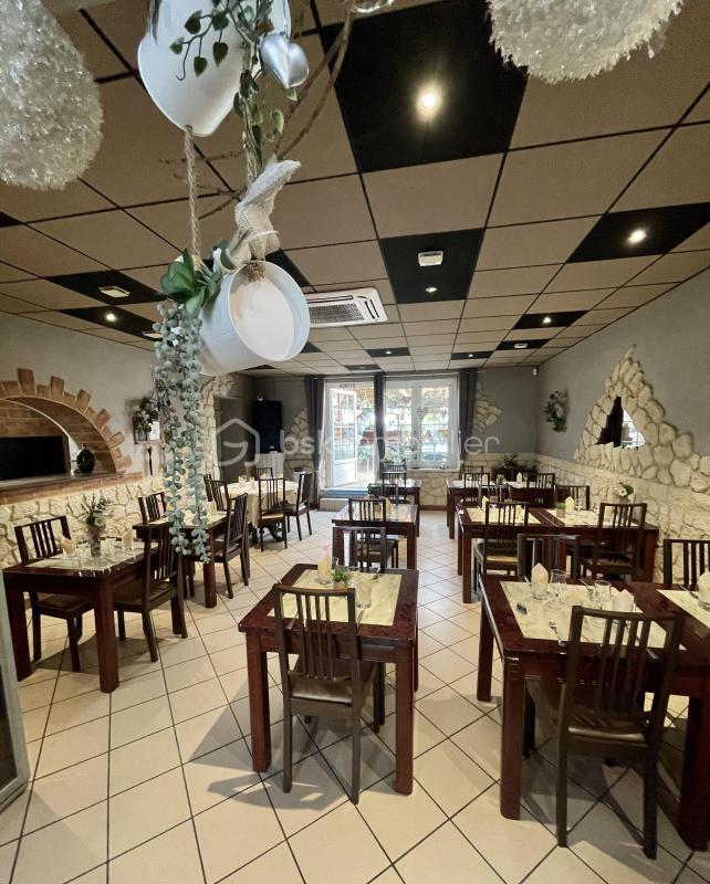 Local commercial - 226 m² - 5 pièces