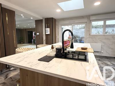 Maison - 170 m² - 6 pièces