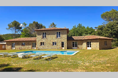 Maison - 450 m² - 9 pièces