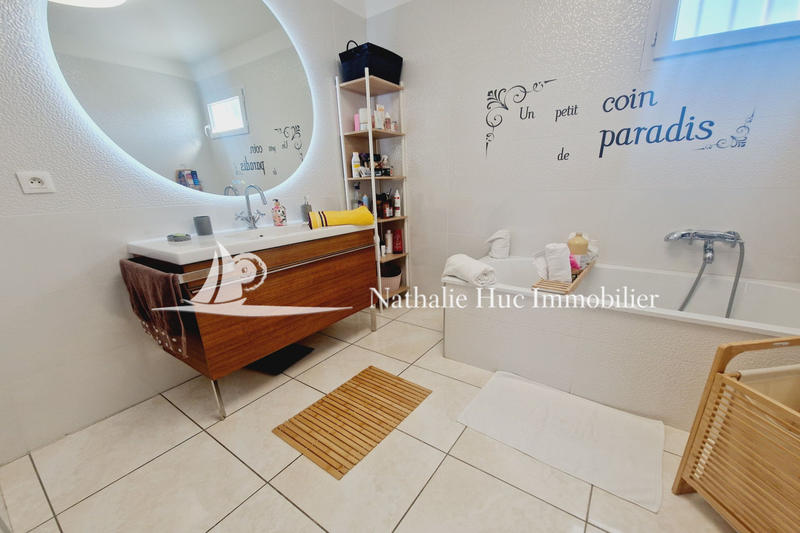 Villa - 137 m² - 4 pièces