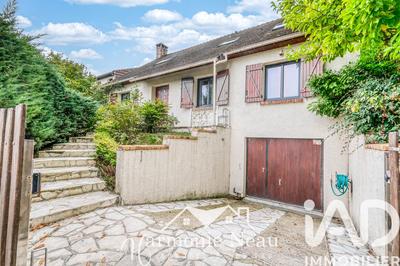 Maison - 179 m² - 9 pièces