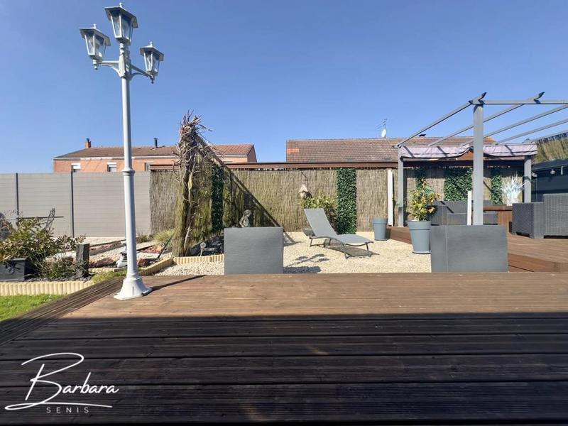 Maison - 102 m² - 5 pièces