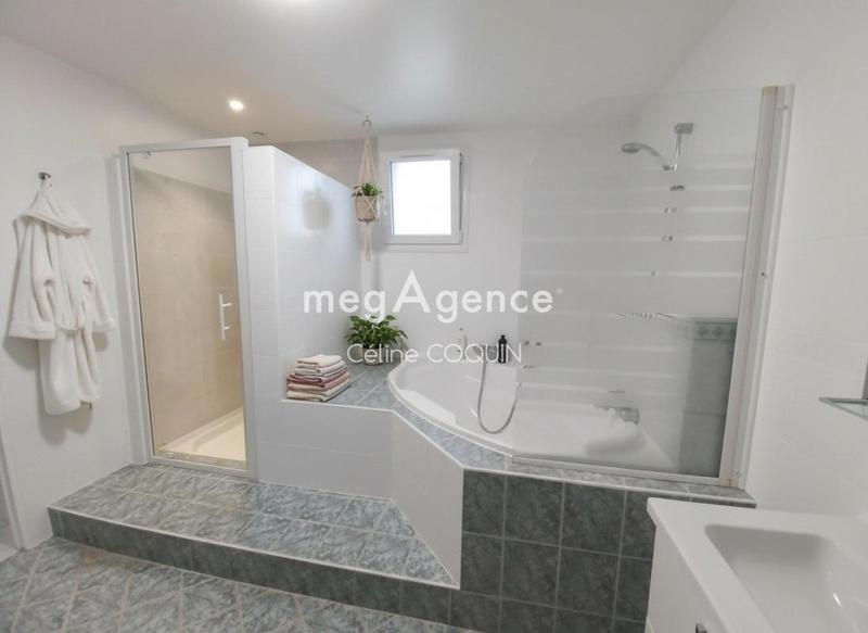 Maison - 130 m² - 6 pièces