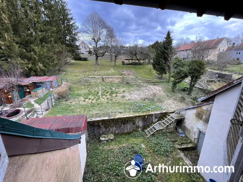 Maison - 182 m² - 9 pièces