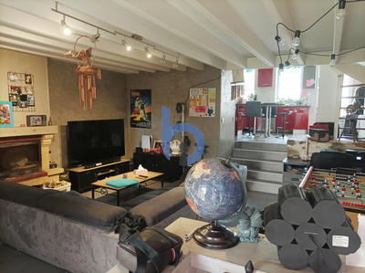 Maison - 192 m² - 6 pièces