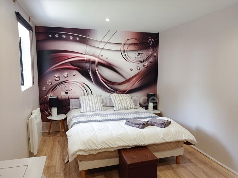 Propriété - 820 m² - 18 pièces