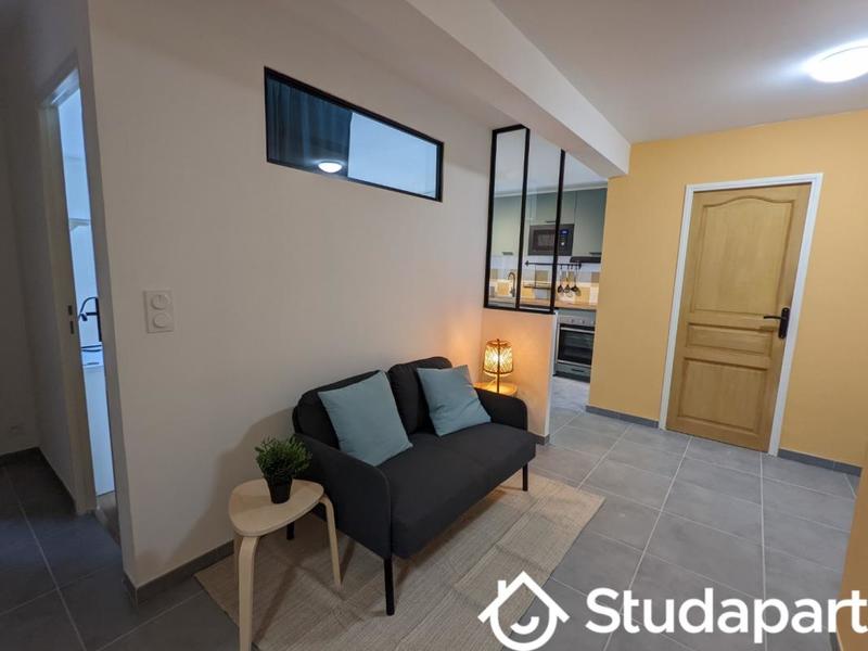 Chambre - 10 m² - 1 pièce