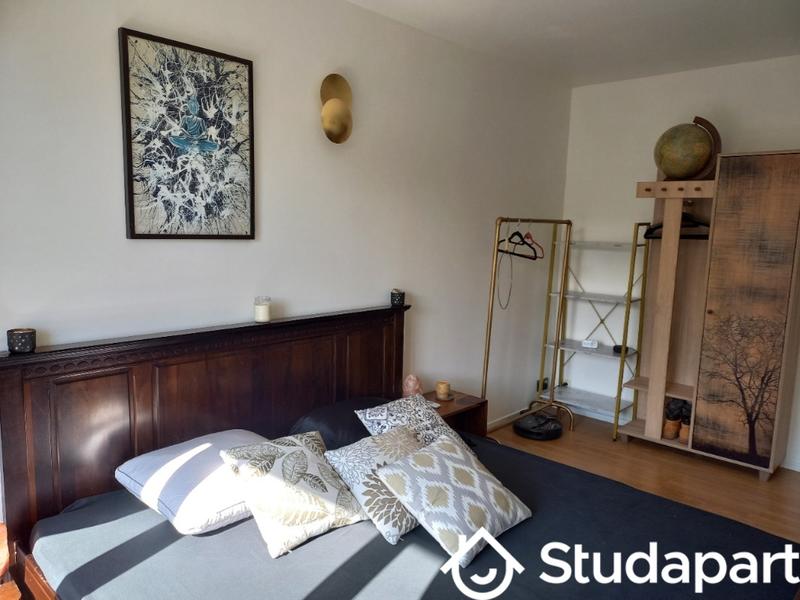 Chambre - 15 m² - 1 pièce