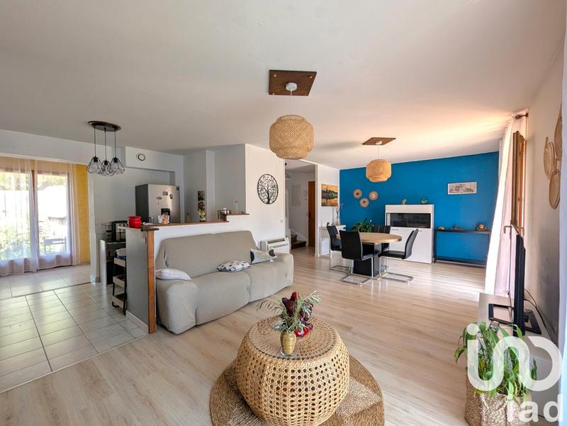 Maison - 93 m² - 4 pièces