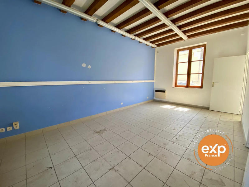 Maison traditionnelle - 180 m² - 10 pièces