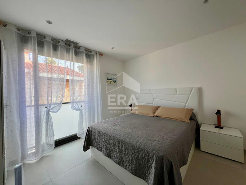 Villa - 220 m² - 7 pièces