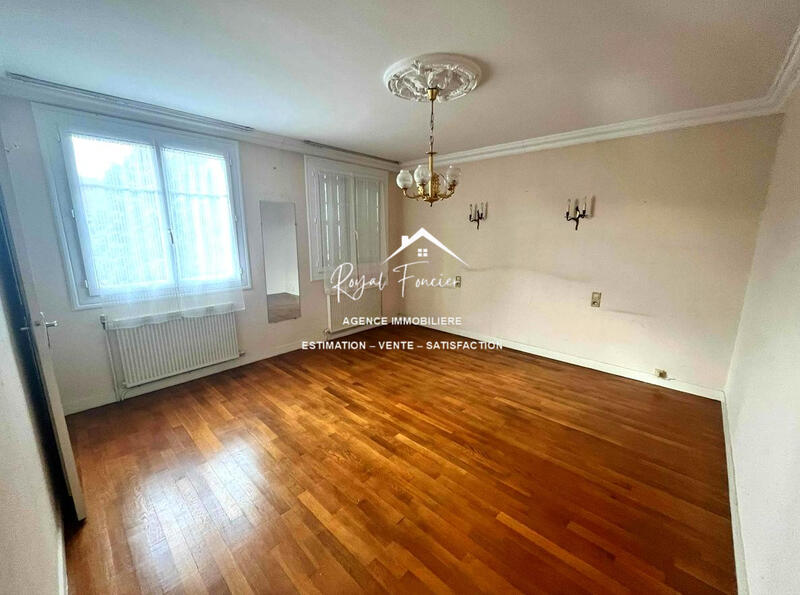 Maison ancienne - 130 m² - 8 pièces