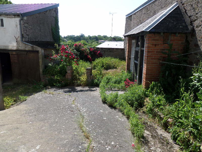 Maison - 152 m² - 9 pièces