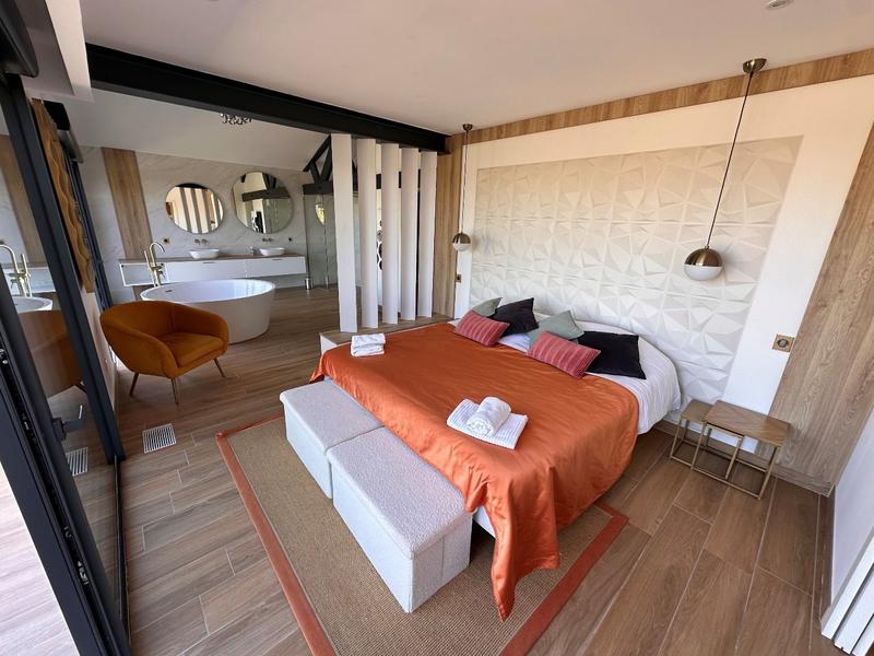 Villa - 200 m² - 6 pièces