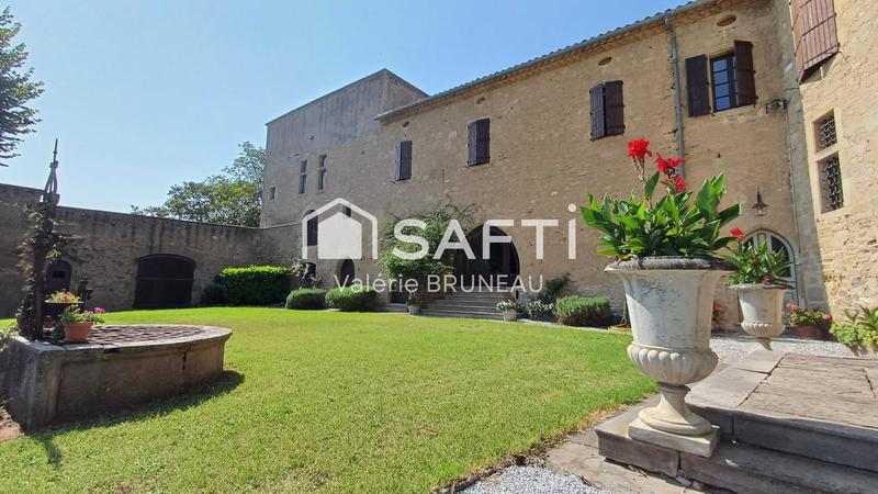 Château - 730 m² - 20 pièces