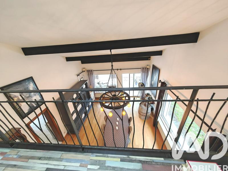 Maison - 318 m² - 8 pièces