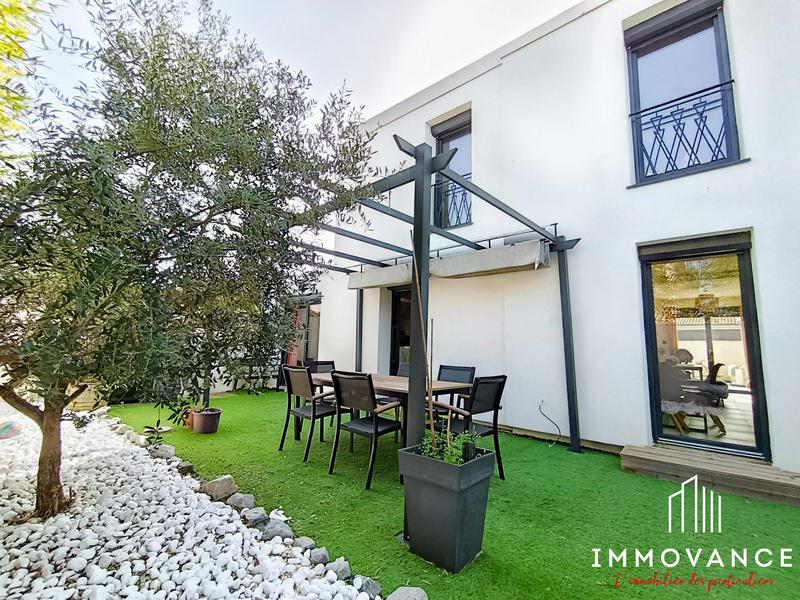 Maison - 105 m² - 5 pièces