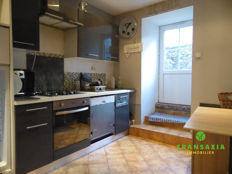 Maison traditionnelle - 306 m² - 16 pièces