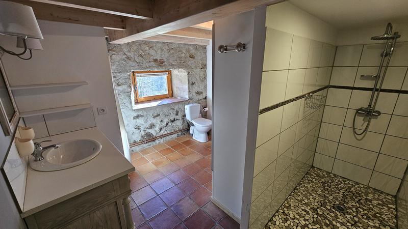 Maison en pierre - 131 m² - 5 pièces