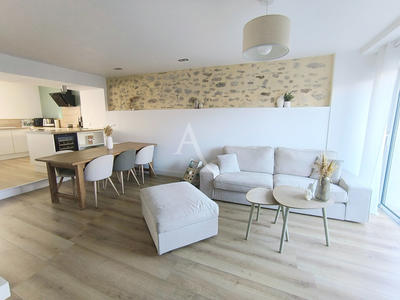 Maison - 136 m² - 6 pièces