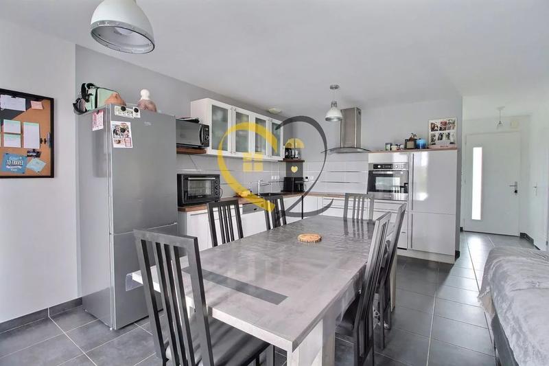 Maison - 87 m² - 4 pièces