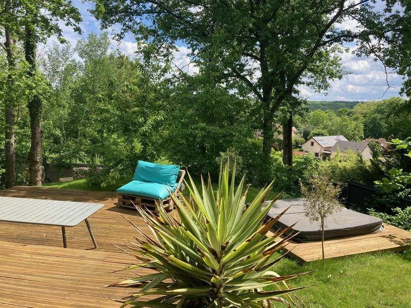 Maison - 213 m² - 7 pièces