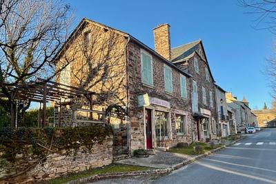 Fonds de commerce - Hôtellerie / Restauration - 420 m²