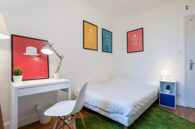 Chambre - 11 m² - 4 pièces